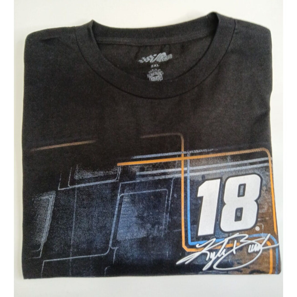 Joe Gibbs Racing Kyle Busch 18 M&M 2017 NASCAR T-Shirt Black Men's 2XL - Picture 6 of 9